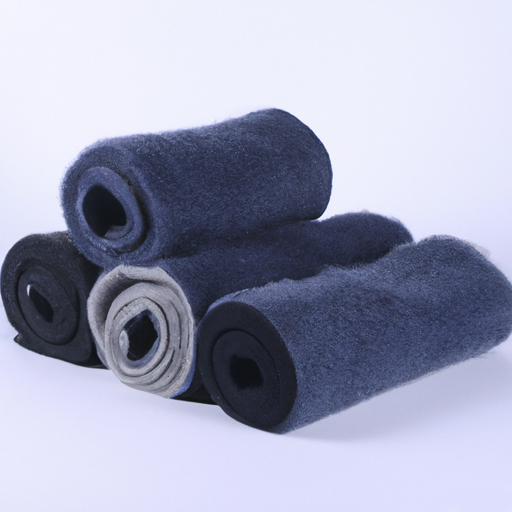 The best manufacturer of heat bonded nonwoven polyester needle felt roll in China